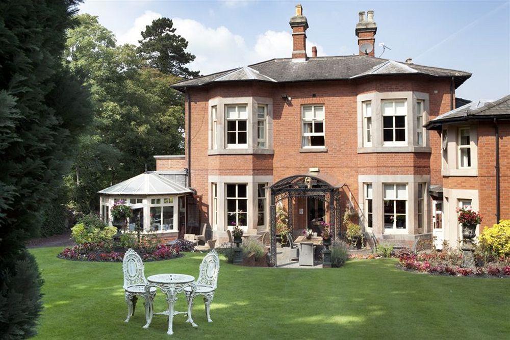 Alexandra Court Hotel Congleton Eksteriør billede