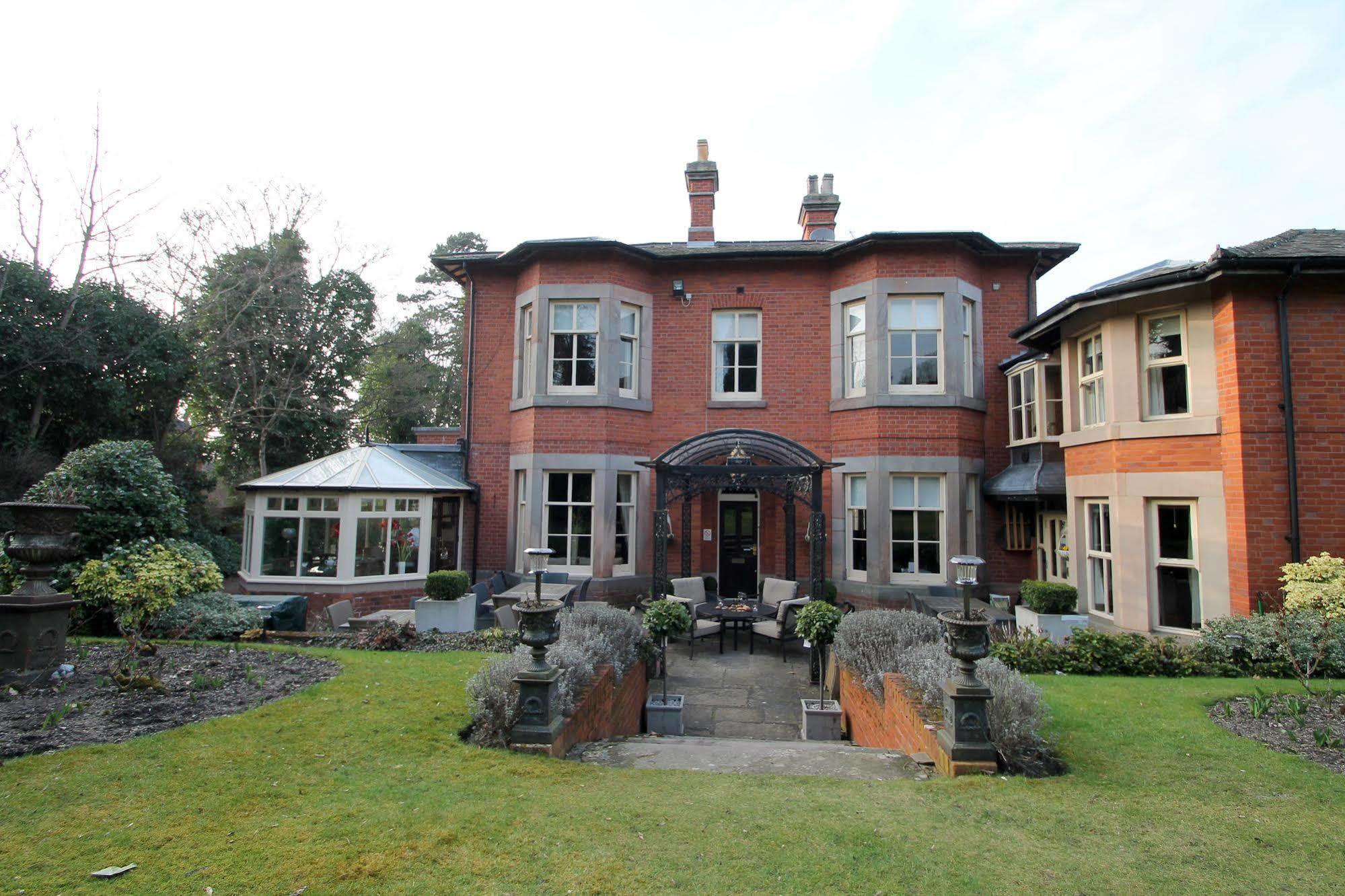 Alexandra Court Hotel Congleton Eksteriør billede